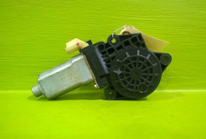 04 05 06 07 08 09 SPECTRA SDN PASSENGER RIGHT REAR WINDOW MOTOR OEM 3708-19