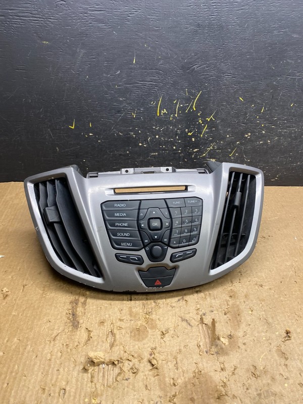 2016 to 2019 Ford Transit Front Radio Audio Control Bezel Air Vent OEMZ7418 DG