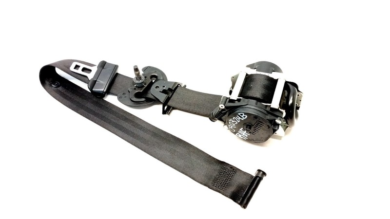 17-20 JAGUAR X760 XE SEAT BELT LAP AND SHOULDER RETRACTOR FRONT RIGHT OEM 090324