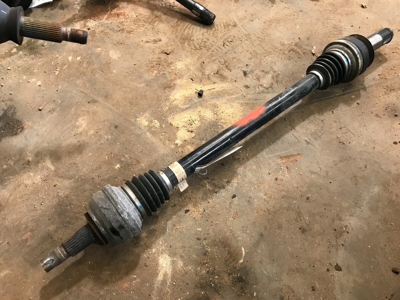 17 18 19 ALFA ROMEO GIULIA 2.0 AWD REAR AXLE RIGHT RH PASSENGER SIDE 14K MILES