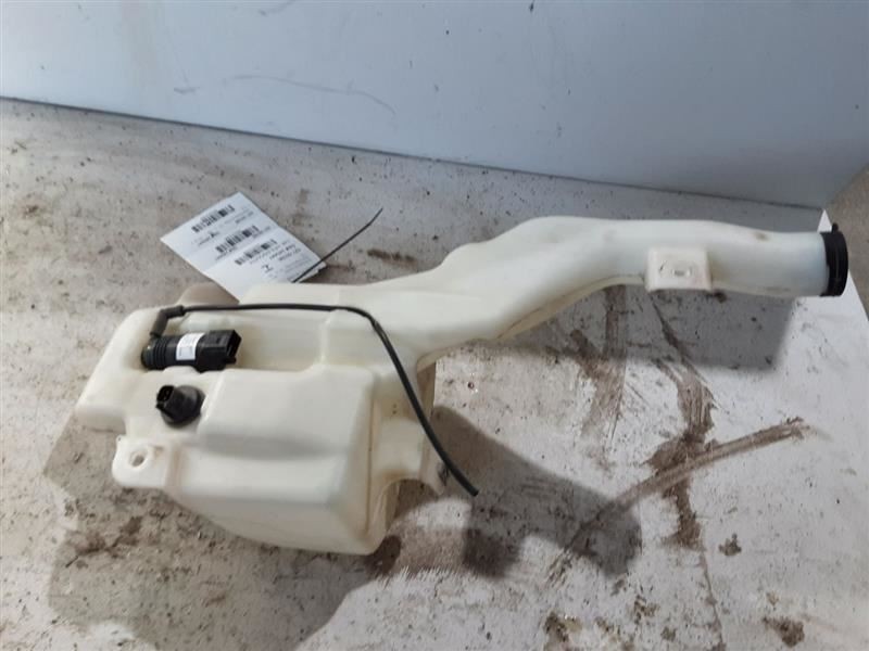 Wash Reservoir Classic Style Fits 15-19 SIERRA 1500 PICKUP 3224396