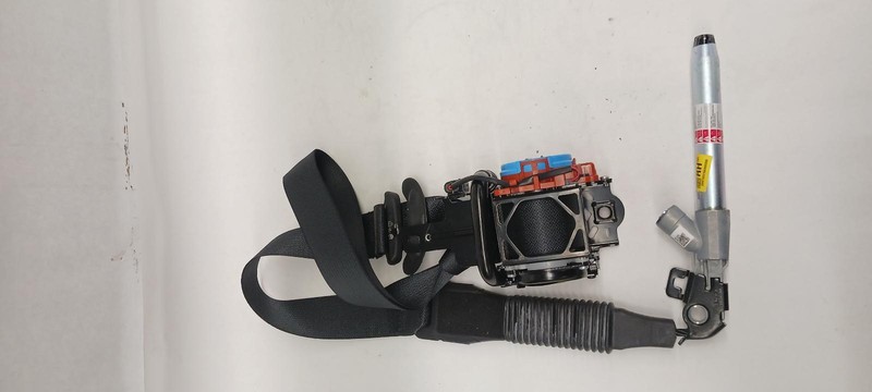 18-'23 HYUNDAI KONA Front passenger Seat Belt retractor black OEM