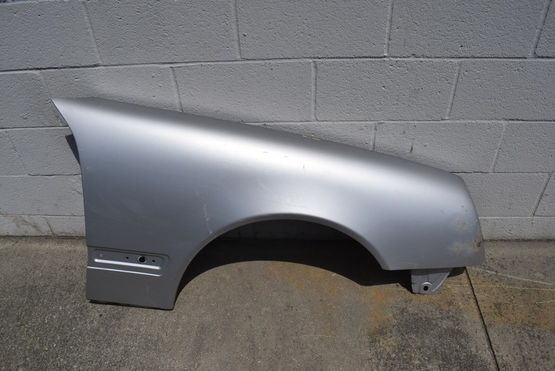 MERCEDES BENZ FENDER RIGHT SIDE FACTORY OEM