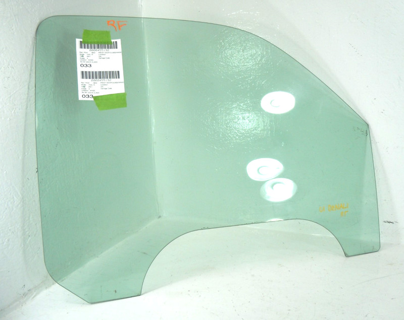 2000-2006 GMC Yukon XL 1500 Front Door Window Glass Passenger Right OEM