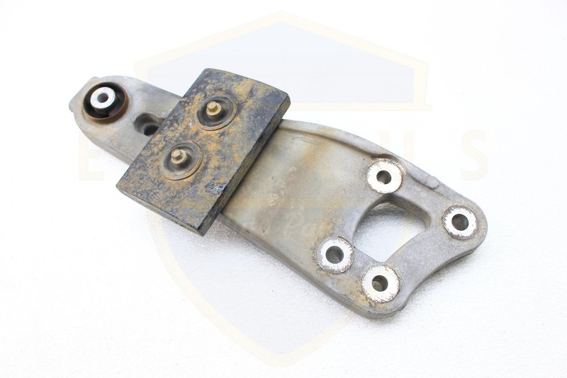 2022 LINCOLN NAVIGATOR REAR DIFFERENTIAL MOUNT BRACKET HL1Z4612A OEM