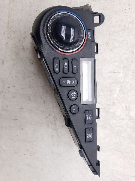 Temperature Control Prius C VIN B3 7th And 8th Digit Fits 12-14 PRIUS