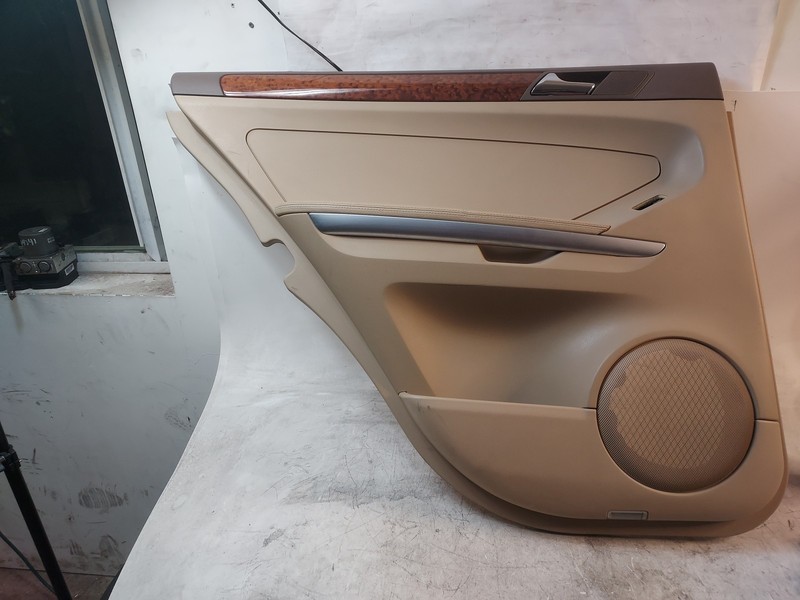2006-2011 Mercedes ML350 Tan Rear Left Driver Side Interior Door Panel OEM