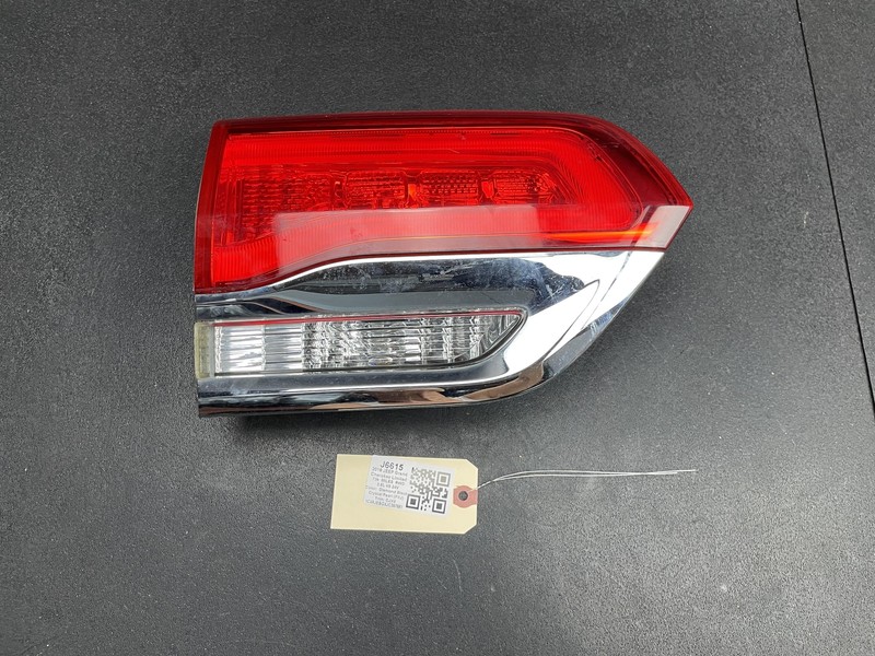 Rear Left Inner Tail Light Lamp LED 2018 Jeep Grand Cherokee 68110047AD 14 - 21