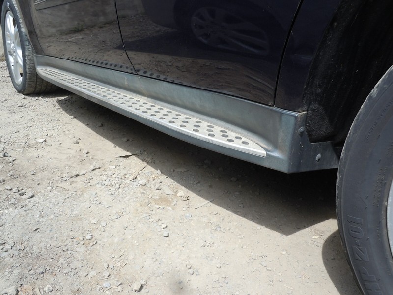 06-10 Mercedes Benz ML350 ML320 Left Driver Running Board Step Rocker Moulding