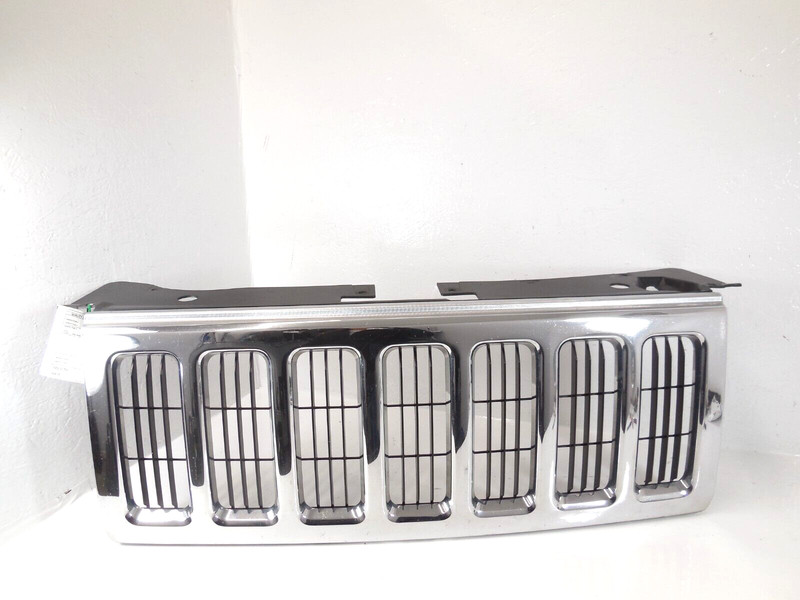 2006-2010 Jeep Commander Chrome Grille OEM Vertical Bar Inserts