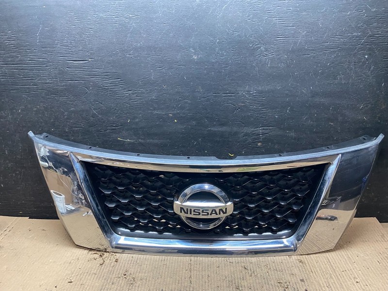 2013 to 2016 PathfinderFront Upper Chrome Grill Grille Aftermarket V4337 GD