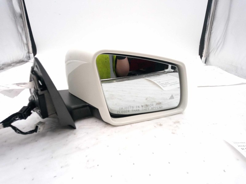2018 Mercedes-Benz CLA-Class Right Door Mirror Assembly White 23968 85K Mile