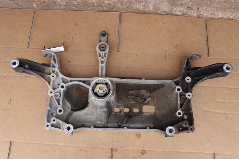 2009-2018 VOLKSWAGEN VW TIGUAN FWD FRONT ENGINE CROSSMEMBER SUBFRAME OEM
