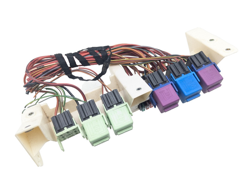 OEM BMW X5 2006 Fuse Box Power Junction Relay Cabin Panel Fusebox