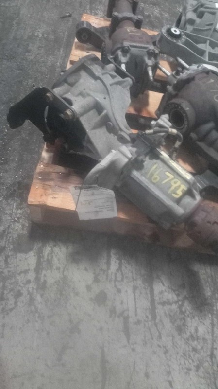 2016 Ford Explorer Differential Carrier Assembly OEM 3.5L 4WD 104k Miles