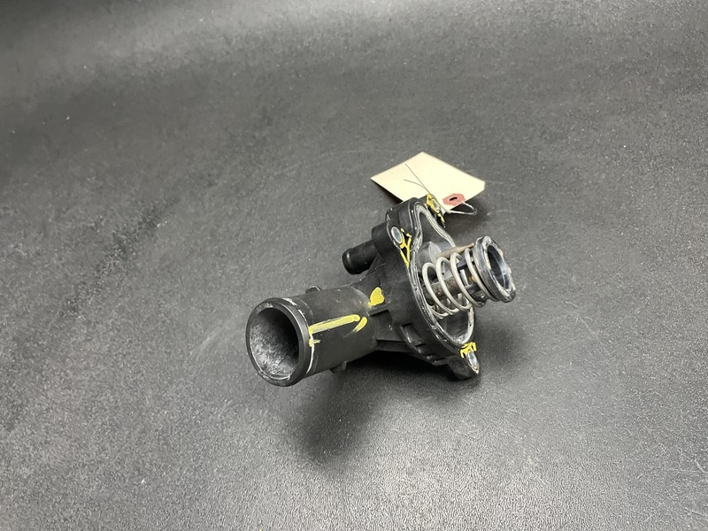 Thermostat Housing 2018 Jeep Grand Cherokee 04893926AH 2016 2017 2019 2020 2021