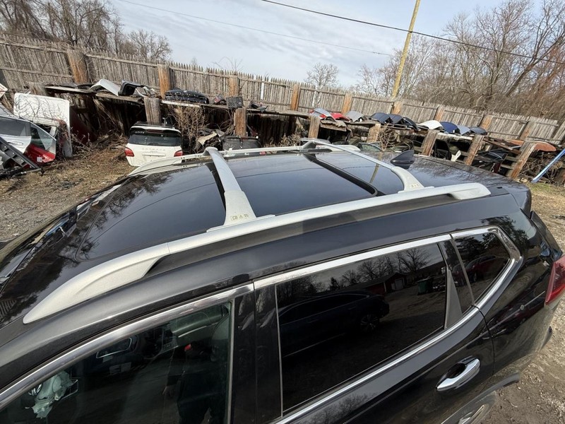 2018 Nissan Rogue Roof Luggage Rack With Cross Bars