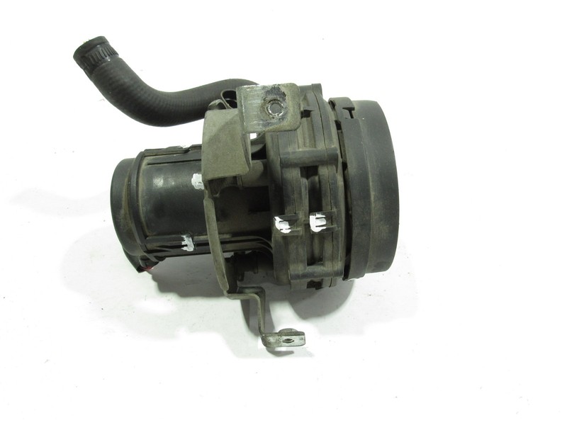 02-06 Maserati Coupe GT 2004 4.2L RWD Secondary Emission Smog Air Pump |