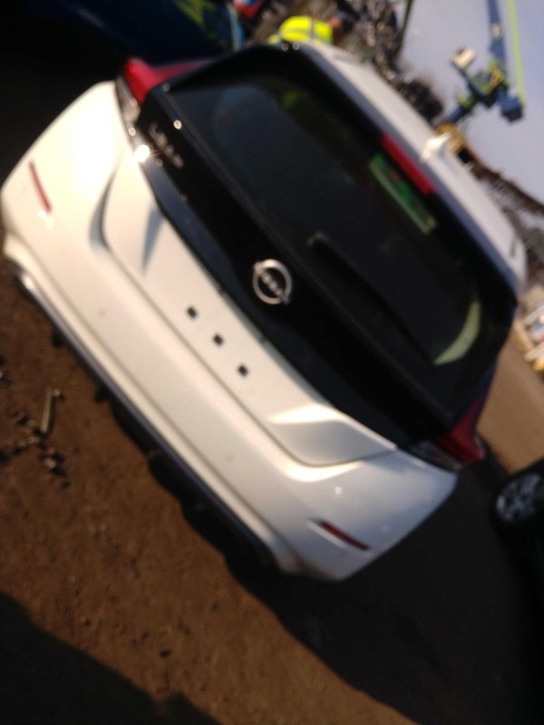 2023 Nissan Leaf Used Sun Visor White 4DR HTBK OEM Part #662676