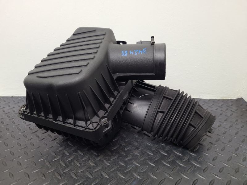 18-23 Chevrolet Equinox Air Cleaner Box OEM 84640369