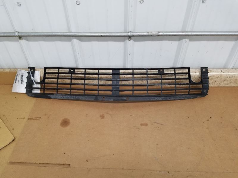 Grille Spitfire Mk III Fits 67-70 TRIUMPH 285846
