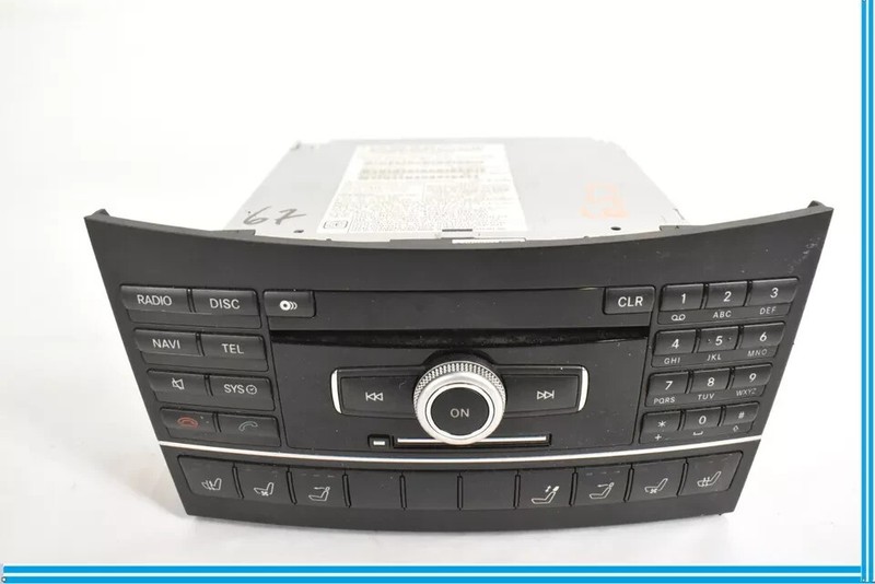 10-11 Mercedes W207 E550 E350 Command Head Unit CD Changer Radio 2129008609 OEM