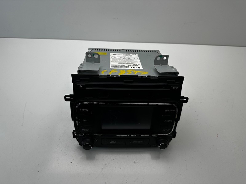 2014-2016 Kia Forte AM FM MP3 w/ CD Bluetooth and SiriusXM Ready 96160-A7100WK