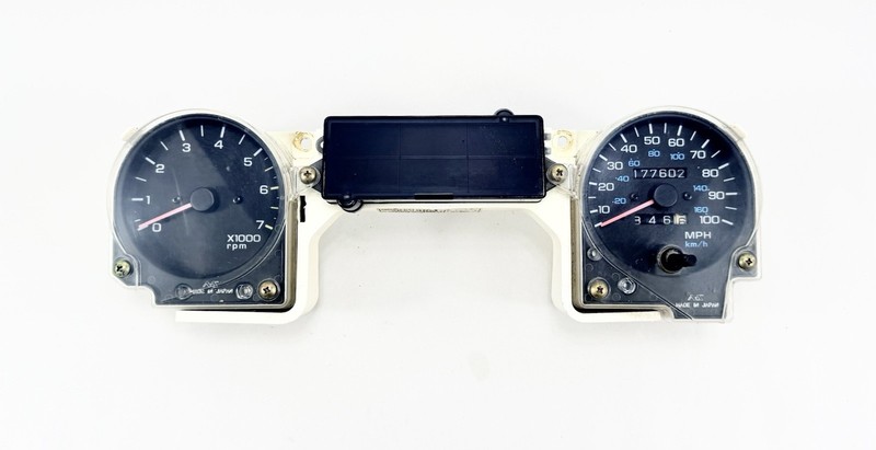 1992-1995 Jeep Wrangler YJ Instrument Gauge Cluster Speedometer 177k 56009054