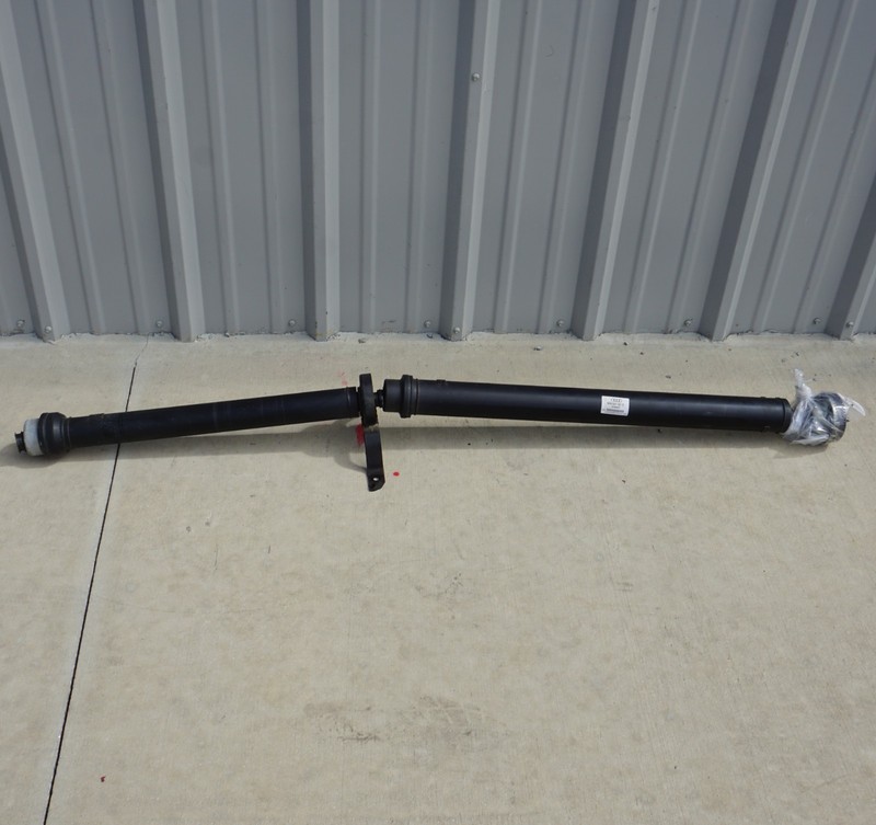 2012 - 2017 Audi A7 Quattro Rear Driveshaft Cardan Proppeler OEM