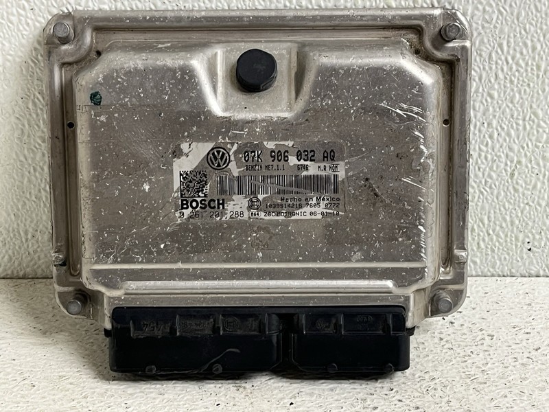 2006 VW Jetta 2.5 Auto Federal Emissions Engine Computer Module Ecu Ecm Pcu Pcm