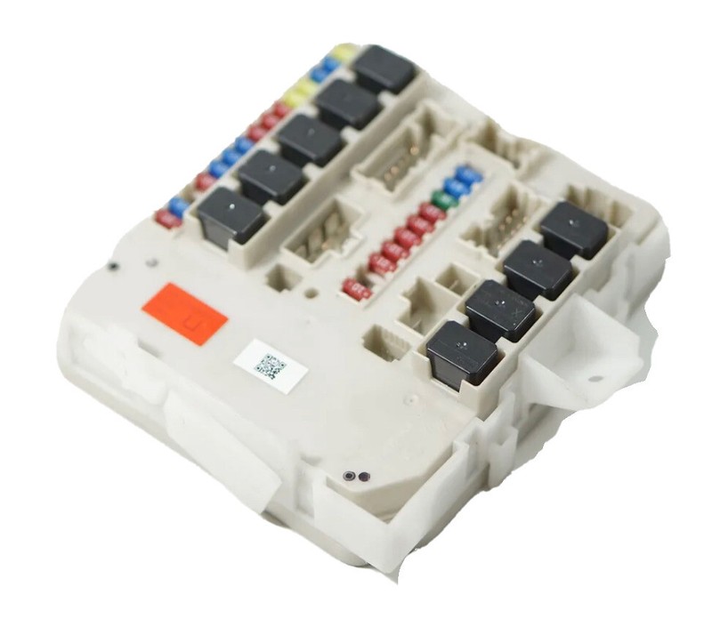 2007 - 2009 Armada Titan QX56 Fuse box Junction Power Block 284B6ZE00C OEM
