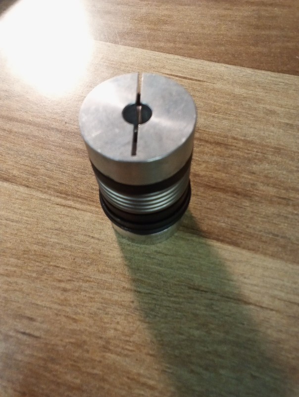 R+W 9372-9864-0 2" Diameter Split Clamping Hub SK2/4.5/57/D