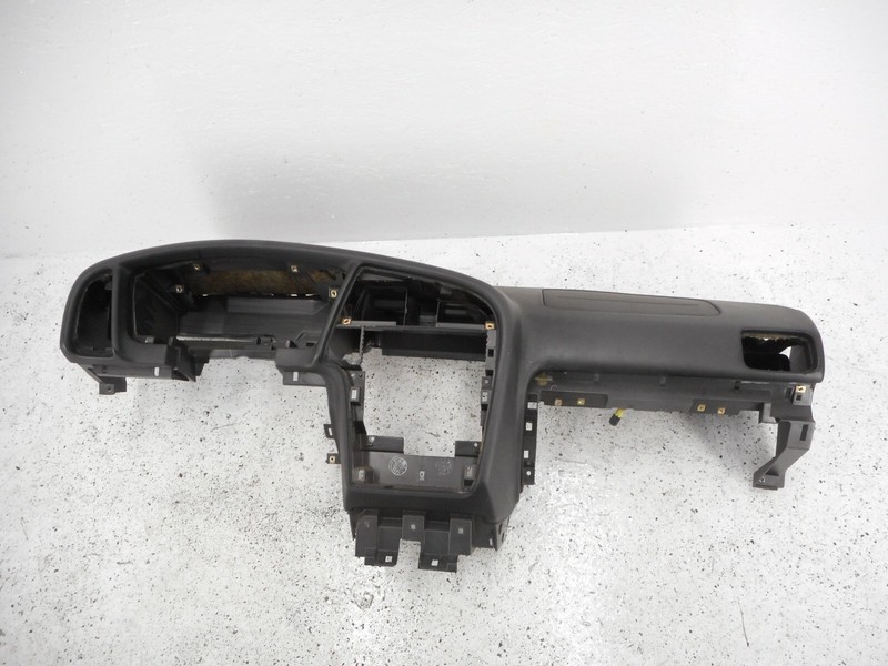 01 02 03 Infiniti QX4 Dashboard Dash Panel Assembly W/o Nav Black OEM Pathfinder