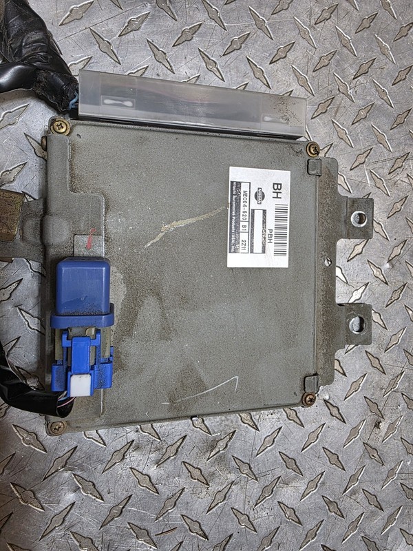 2003 2004 Nissan Xterra 2.4 Manual ECU ECM PCM Engine Computer MEC04-520 B1