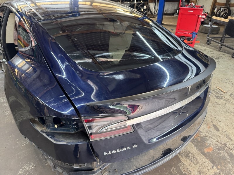 2012-2020 TESLA MODEL S Rear Liftgate Tailgate Trunk Lid Blue W/ Glass N-35069
