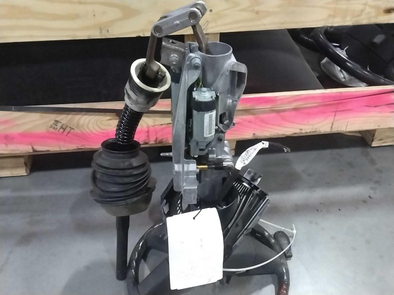 2009 Chrysler 300 Steering Column OEM White 133K Miles NJ25-24597-622073