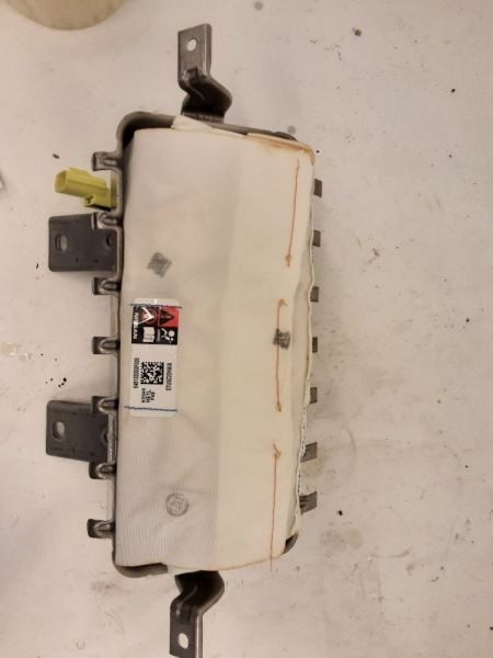 2018-2021 Nissan Titan Passenger Upper Dash Air Bag from 05/01/18