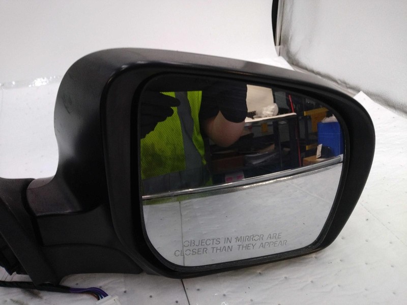 Used Right Door Mirror fits: 2009 Subaru Forester Power heated Right Grade A
