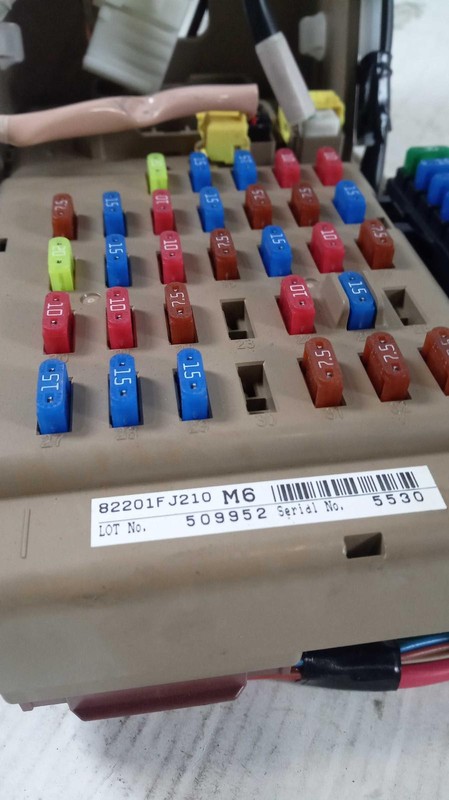 2016 Subaru Impreza Fuse Box Grey 853259 Used OEM Part 138K Mileage