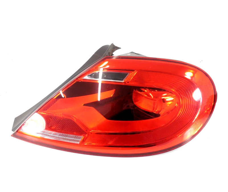 2012-2016 Volkswagen Beetle Htbk Tail Light Lamp Passenger Right OEM *SEE NOTES*