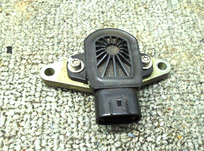 THROTTLE SENSOR W SPACER 6S1-85885-00-00 YAMAHA 1990-2003 80- 250 HP OUTBOARD