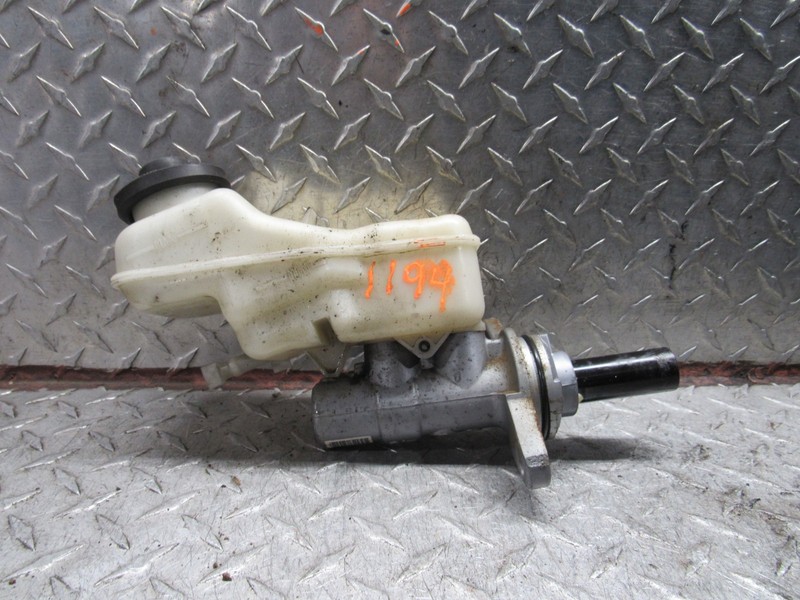 2010-2013 TOYOTA COROLLA/ 2010-2014 MATRIX 1.8L BRAKE MASTER CYLINDER W/ VSC