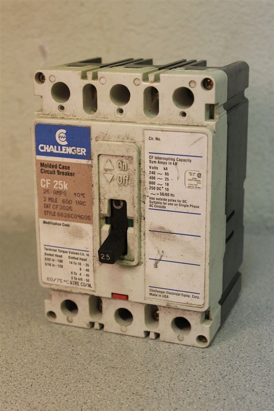 Challenger CF25K Circuit Breaker E7819 MG-8863 *FREE SHIPPING*