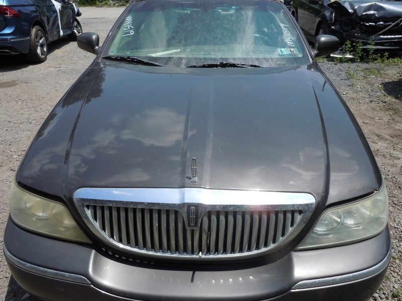 2003-2011 Lincoln Town Car Hood Bonnet Lid W/ Grille OEM T3