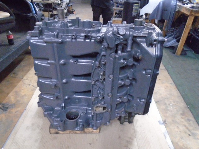 1997-2000 Honda 75hp-90hp 4 Four Stroke Outboard Motor Powerhead 75 90 hp Engine