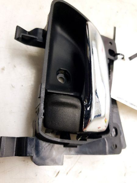 13-16 SCION FR-S DRIVER SIDE FRONT INTERIOR DOOR HANDLE