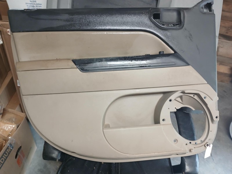FRONT DRIVER DOOR TRIM PANEL FOR JEEP COMPASS 2011 - 2017