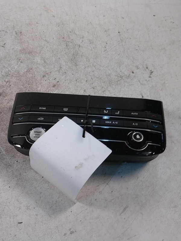 2020 Jaguar F-PACE A/C Selector Switch OEM KK8318C858ABB - 84K Miles