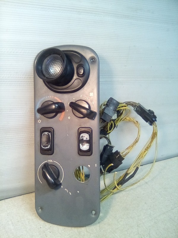 Freightliner 22-46623-04 Sleeper Control Panel