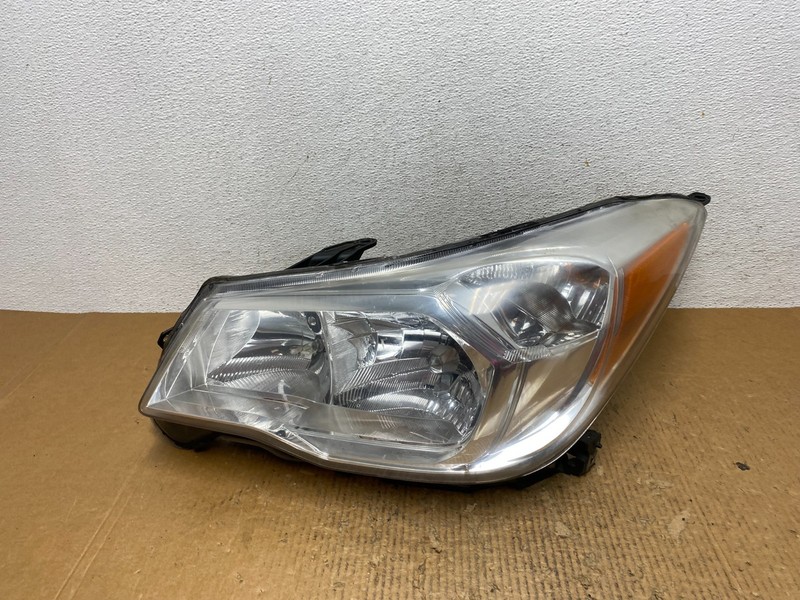 2014 to 2016 Subaru Forester Left Driver LH Headlight Halogen TYC AE2706 DW